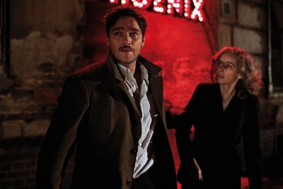 PHOENIX  ein Film von CHRISTIAN PETZOLD mit  NINA HOSS und RONALD ZEHRFELD.Die Geschichte einer Holocaust Ueberlebenden die mit neuer Intentität herausfinden will ob ihr Mann sie verraten hat. Story on a woman who has survived the Holocaust. Presumedly dead, she returns home under a new identity to find out if her husband betrayed her Phoenix. Il racontera l'histoire, après la Seconde Guerre Mondiale, d'une femme qui a survécu à l'Holocauste. Tout le monde la croit morte. Elle revient chez elle sous une nouvelle identité et découvre que son mari l'a trahie... ACHTUNG: Verwendung nur fuer redaktionelle Zwecke im Zusammenhang mit der Berichterstattung ueber diesen Film und mit Urheber-Nennung PHOENIX  ein Film von CHRISTIAN PETZOLD mit  NINA HOSS und RONALD ZEHRFELD.Die Geschichte einer Holocaust Ueberlebenden die mit neuer Intensität herausfinden will ob ihr Mann sie verraten hat. Story on a woman who has survived the Holocaust. Presumedly dead, she returns home under a new identity to find out if her husband betrayed her Phoenix. Il racontera l'histoire, après la Seconde Guerre Mondiale, d'une femme qui a survécu à l'Holocauste. Tout le monde la croit morte. Elle revient chez elle sous une nouvelle identité et découvre que son mari l'a trahie... ACHTUNG: Verwendung nur fuer redaktionelle Zwecke im Zusammenhang mit der Berichterstattung ueber diesen Film und mit Urheber-Nennung